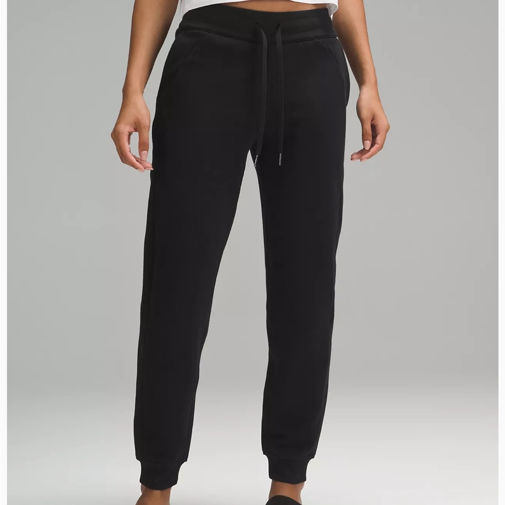 lululemon joggers